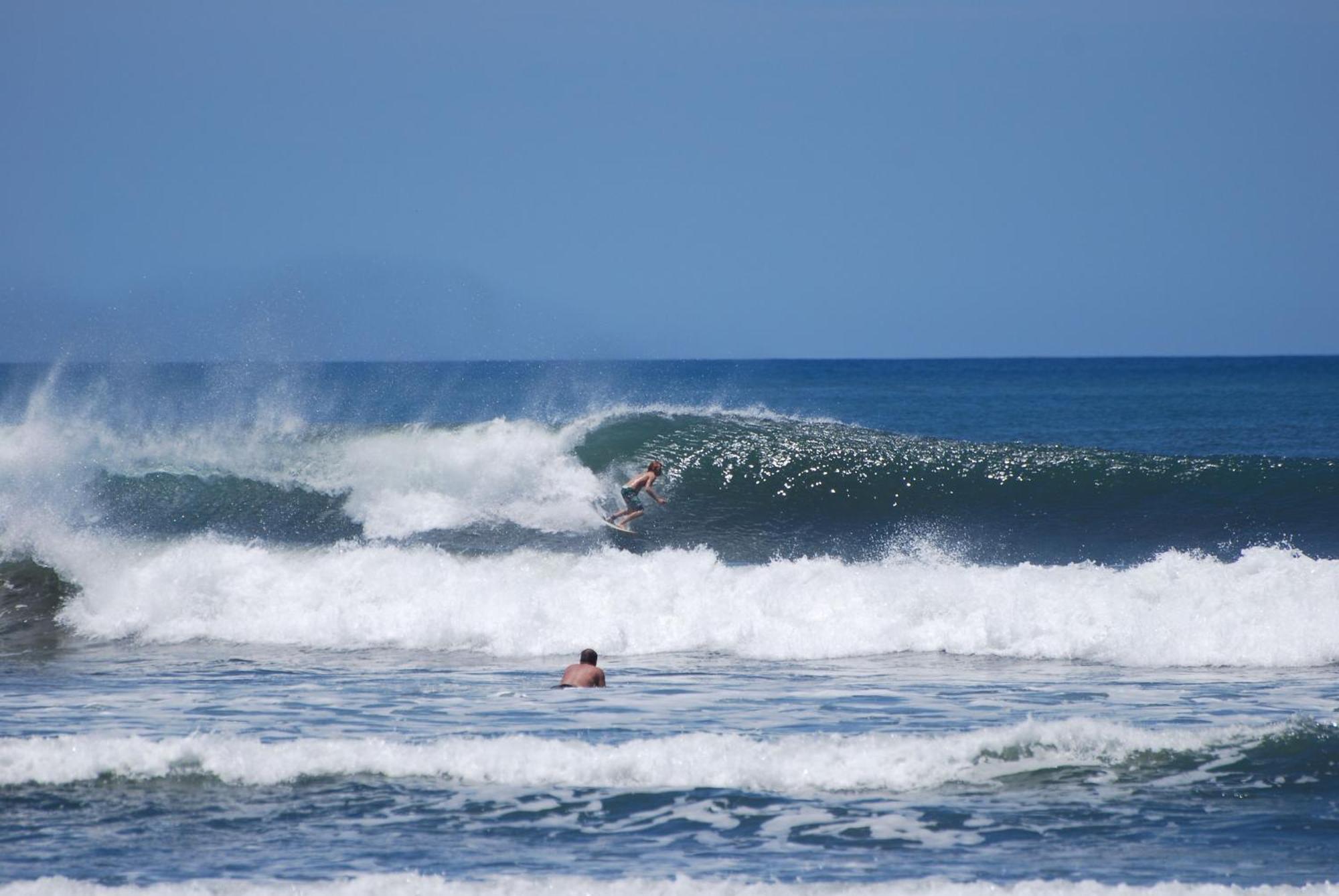 Redwood Beach Resort Mechapa Ngoại thất bức ảnh