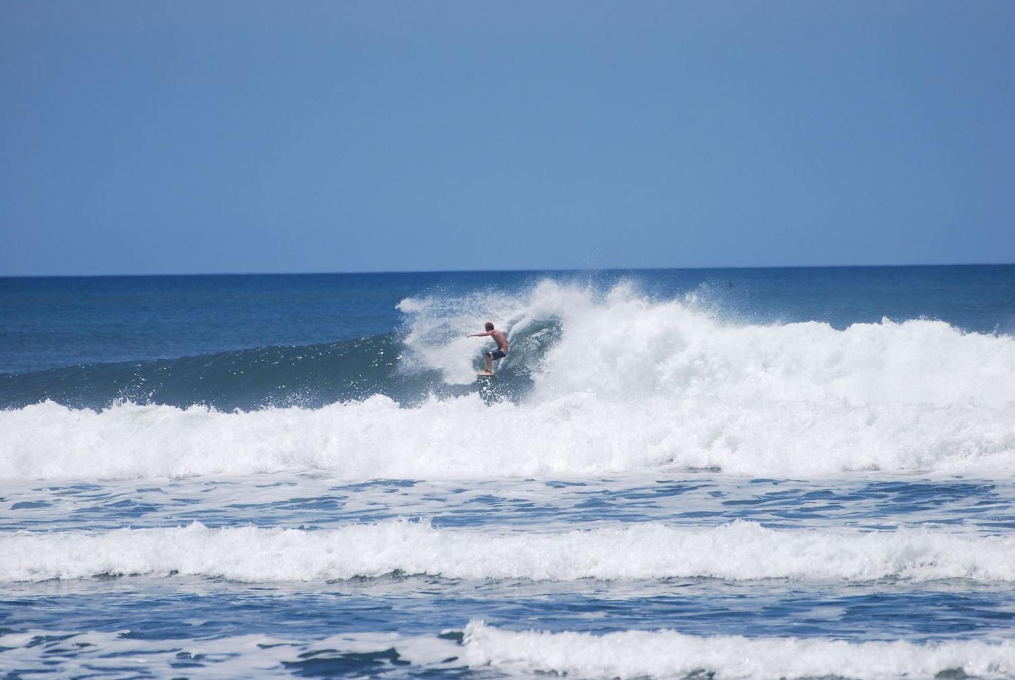 Redwood Beach Resort Mechapa Ngoại thất bức ảnh
